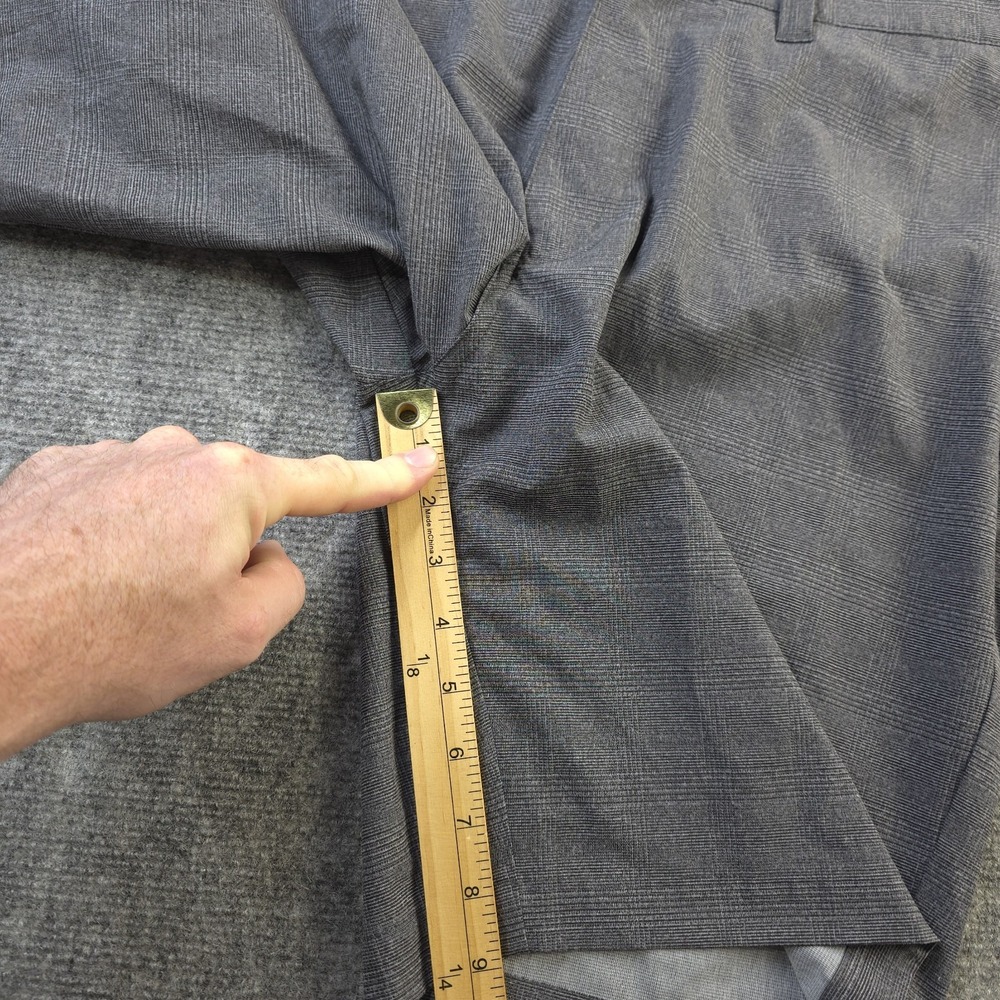 Travis Mathew Shorts 36 Gray‎ Solid 9" Inseam Pockets Stretch Golf - Picture 5 of 8